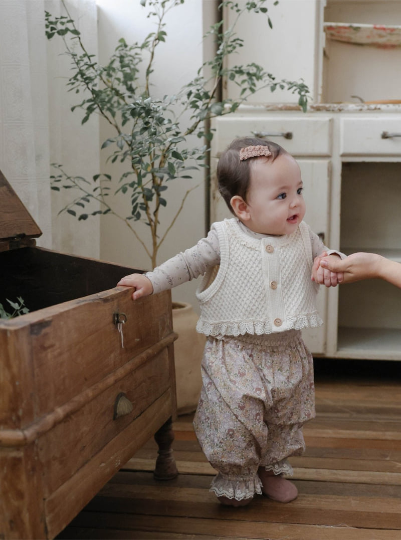 Bebe Autumn Vest by Flo for Baby girl - view 5