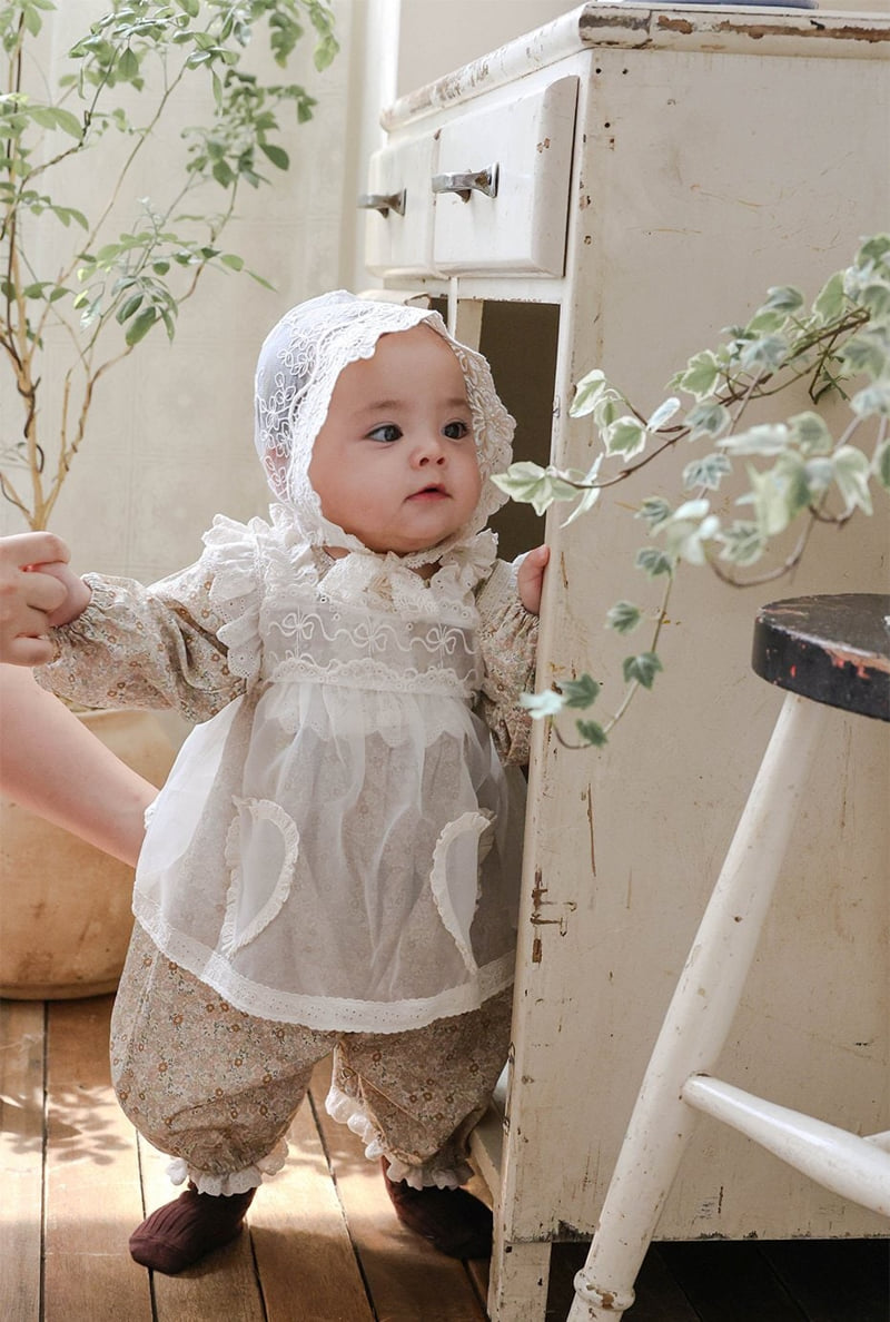 Bebe Heartie Apron by Flo for Baby - view 1