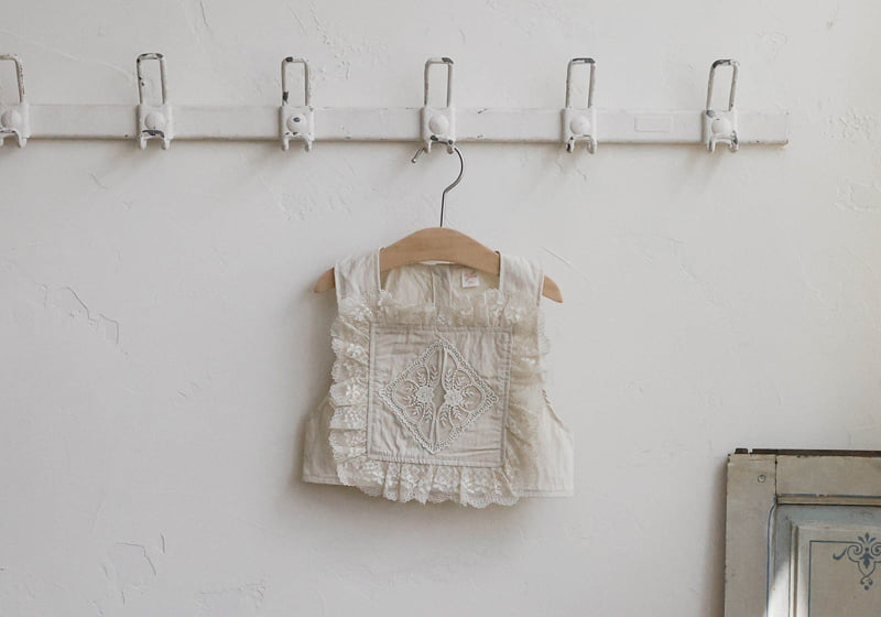 Flo - Korean Children Fashion - #prettylittlegirls - May Vest - 9