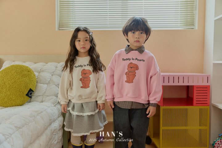 Han's - Korean Women Fashion - #momslook - Necklace Bear Sweatshirt (Adult) - 9