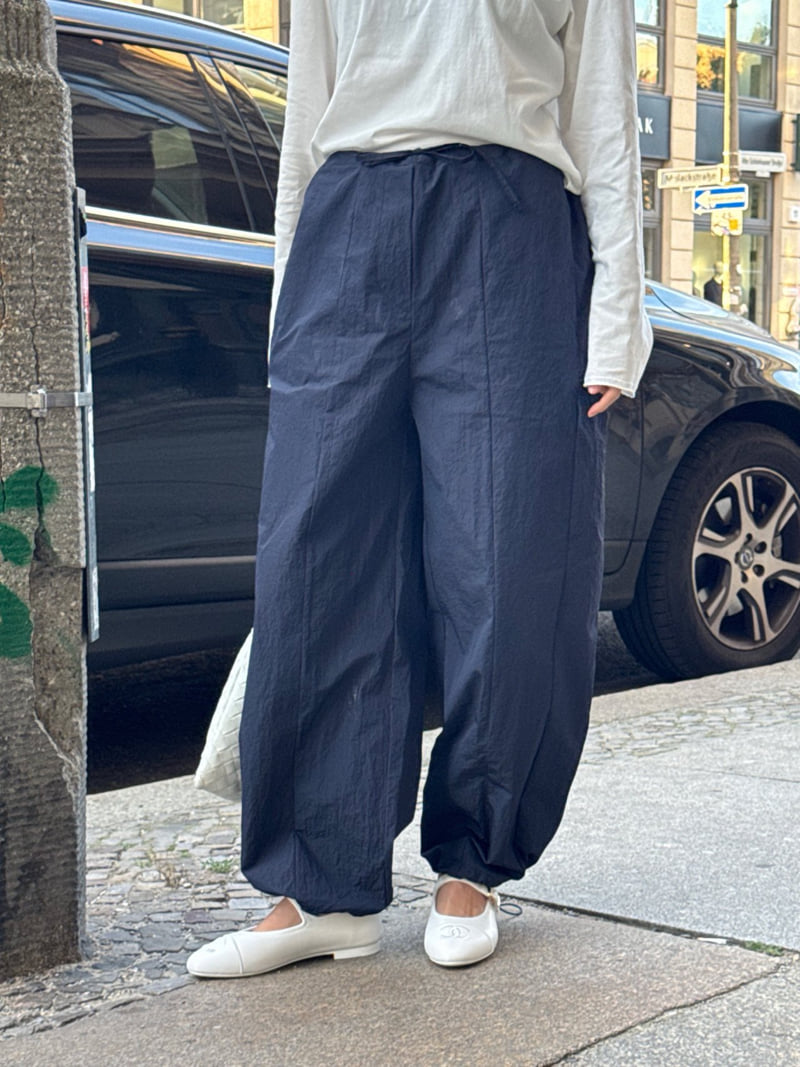 Heil - Korean Women Fashion - #momslook - Max Anorak Pants - 4