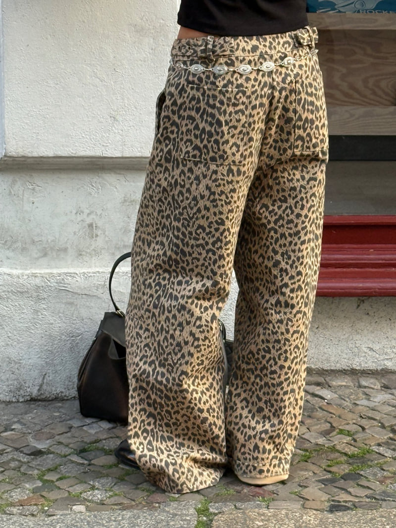 Heil - Korean Women Fashion - #momslook - Leopard Zipper Pants - 4