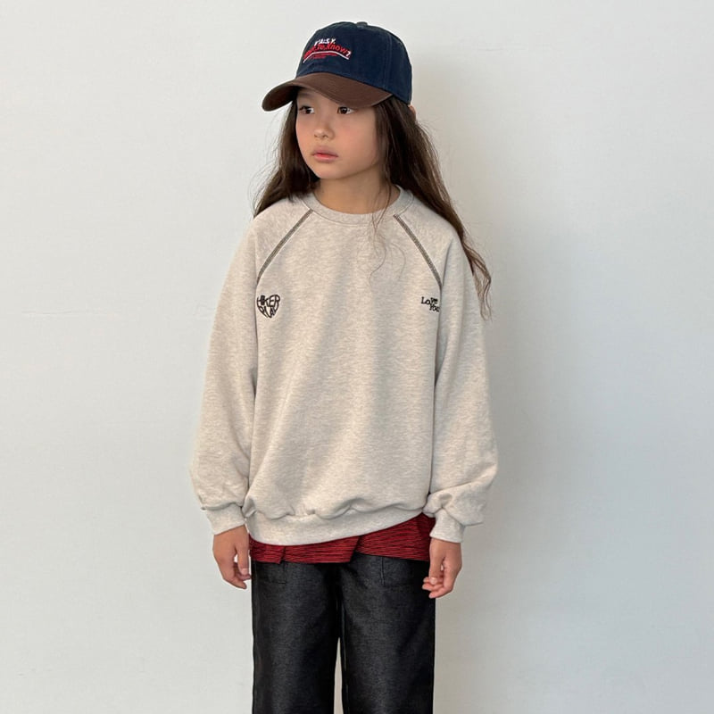 Hiker - Korean Children Fashion - #magicofchildhood - Love You Embroidery Raglan Sweatshirt - 6