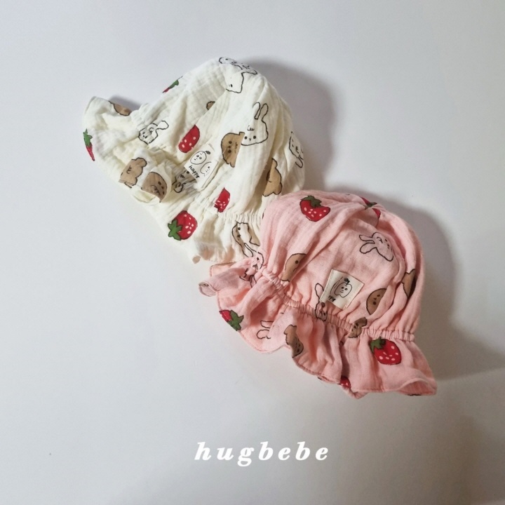 Hug Bebe - Korean Baby Fashion - #babyboutique - Strawberry Bunny Crinkled Frill Bucket Hat