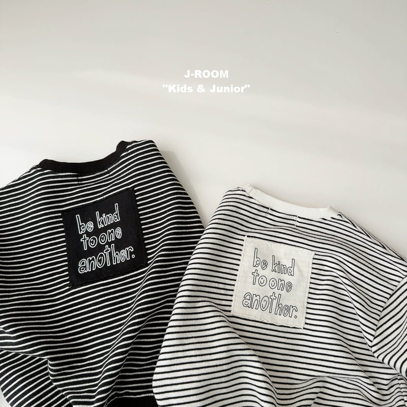 J-Room - Korean Children Fashion - #Kfashion4kids - Kain Back Patch Sweatshirt - 3