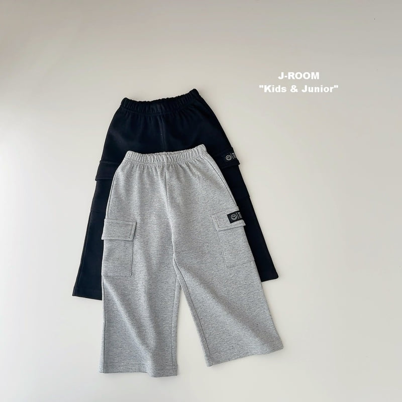 J-Room - Korean Children Fashion - #kidsstore - Pocket Label Wide Cargo Pants - 4