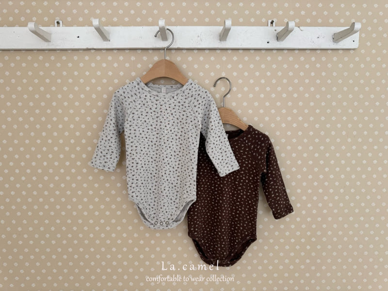 La Camel - Korean Baby Fashion - #babylifestyle - Flower Eyelet Suit - 2
