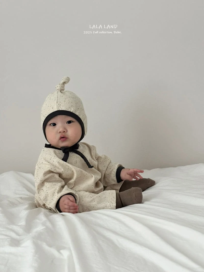 Lalaland - Korean Baby Fashion - #babyootd - bebe Trio Suit Bonnet Set - 3