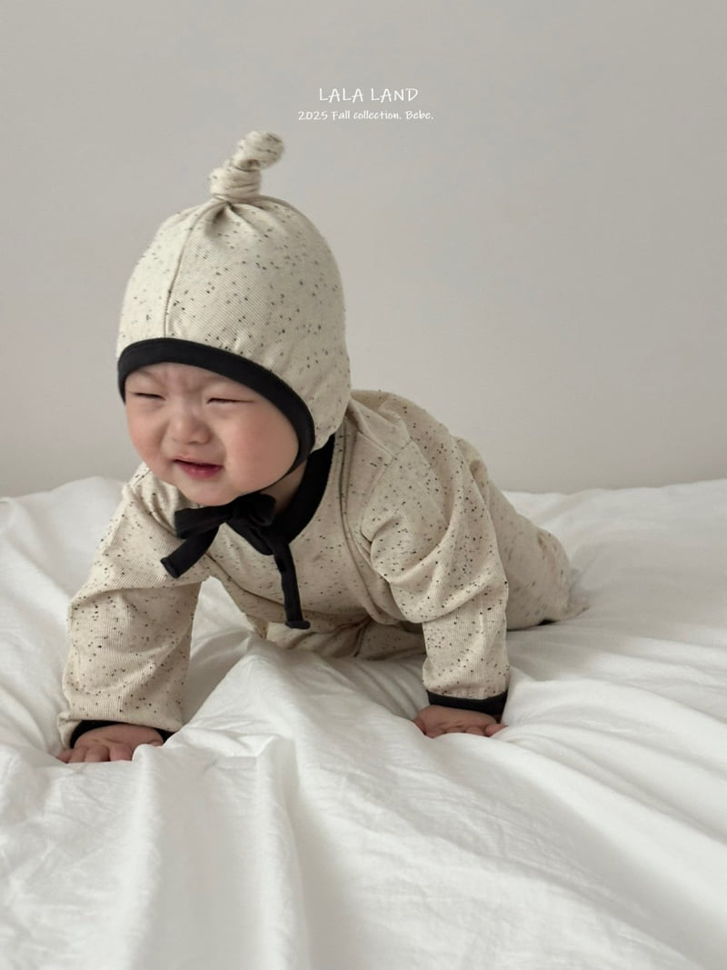 Lalaland - Korean Baby Fashion - #babyoutfit - bebe Trio Suit Bonnet Set - 5