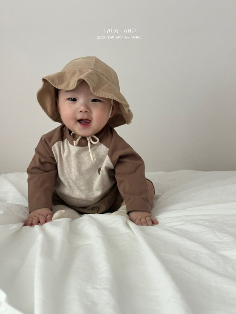 Lalaland - Korean Baby Fashion - #onlinebabyboutique - bebe Heart Raglan Tee - 7