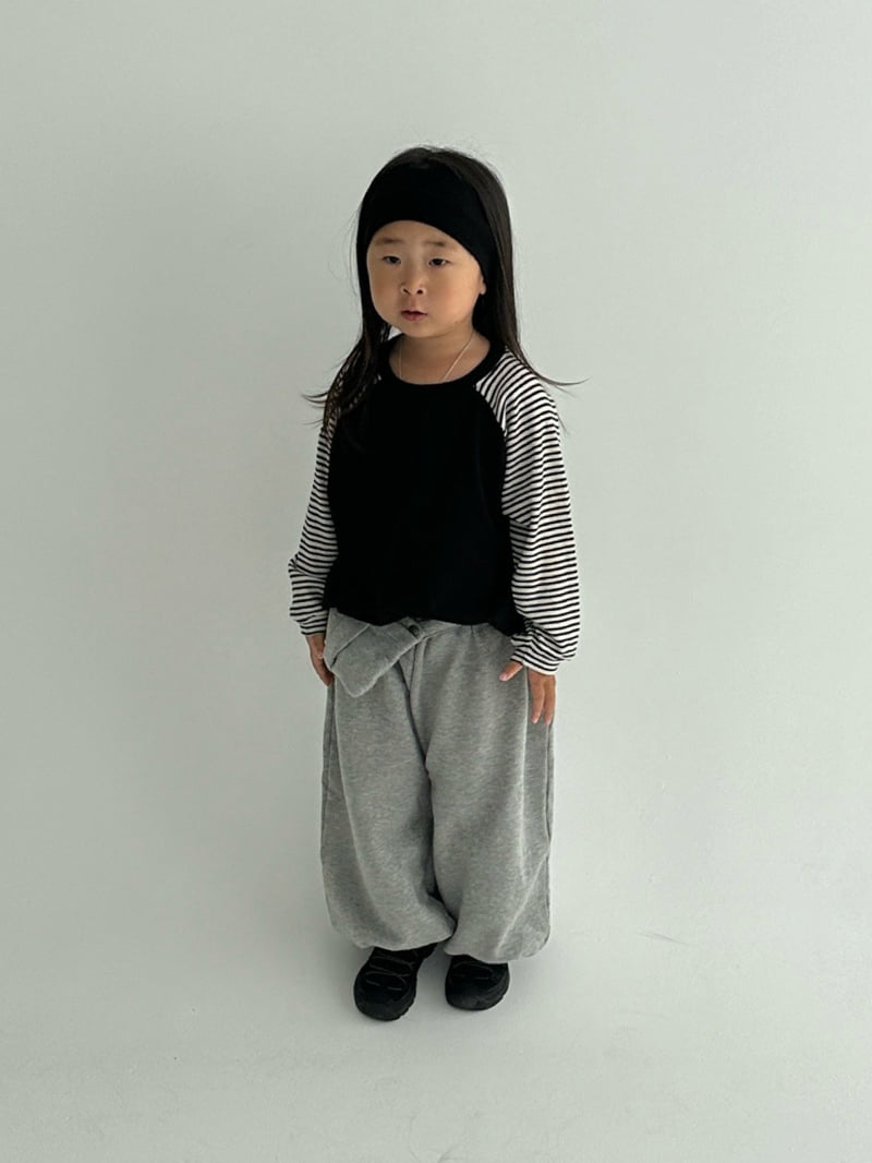 Little Normal - Korean Children Fashion - #kidzfashiontrend - Deer Raglan Tee - 5