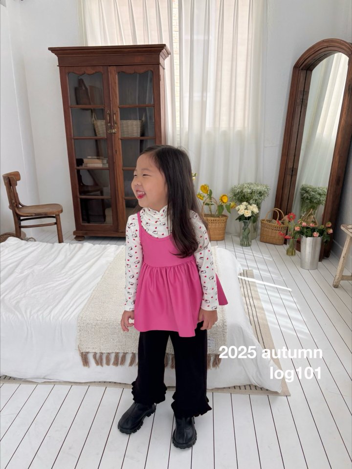 Log101 - Korean Children Fashion - #littlefashionista - Meow Turtleneck Tee