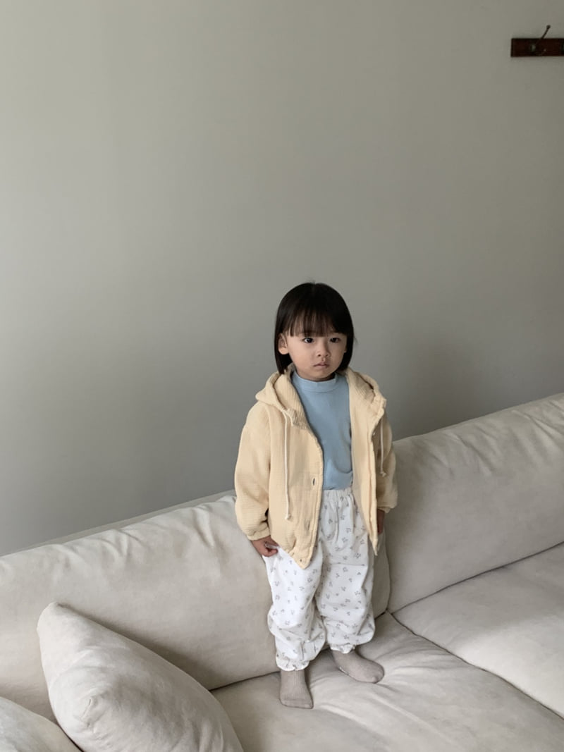 Mome - Korean Children Fashion - #magicofchildhood - Soft Half High-neck Tee - 10