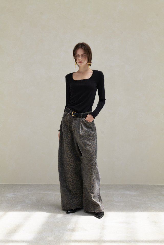 Neroli36 - Korean Women Fashion - #momslook - Rib Square Tee - 12