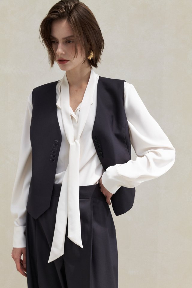 Neroli36 - Korean Women Fashion - #momslook - Lauren Buckle Vest - 11