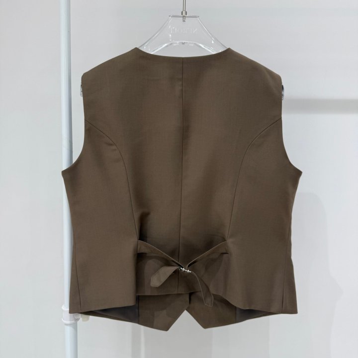 Neroli36 - Korean Women Fashion - #momslook - Lauren Buckle Vest - 3