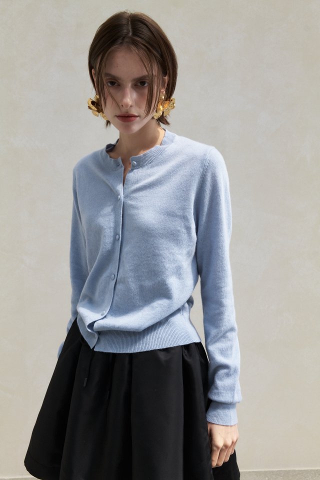 Neroli36 - Korean Women Fashion - #momslook - Bean Button Cardigan - 10
