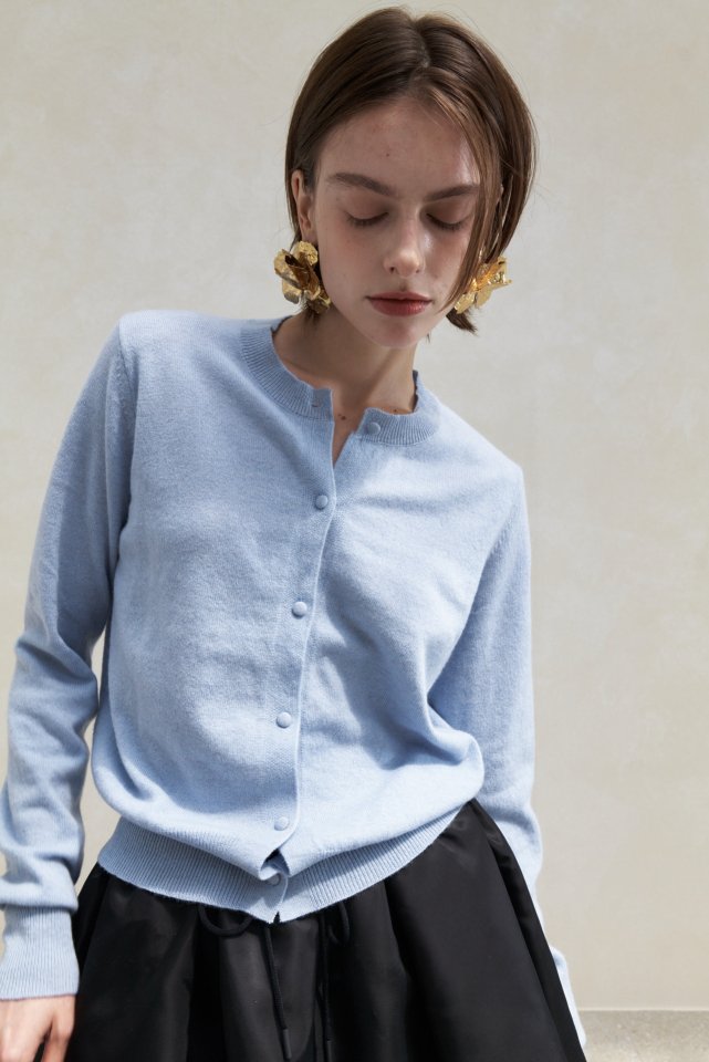 Neroli36 - Korean Women Fashion - #momslook - Bean Button Cardigan - 8