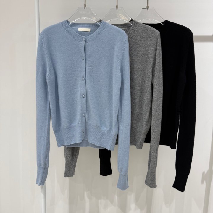 Neroli36 - Korean Women Fashion - #restrostyle - Bean Button Cardigan