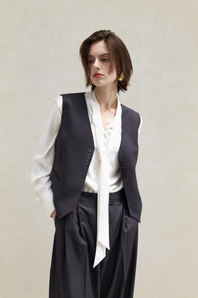 Neroli36 - Korean Women Fashion - #womensfashion - Lauren Buckle Vest - 10