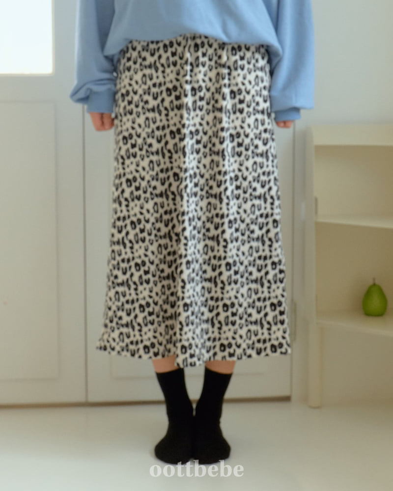 Oott Bebe - Korean Women Fashion - #momslook - Leopard Pleated Skirt (Adult)