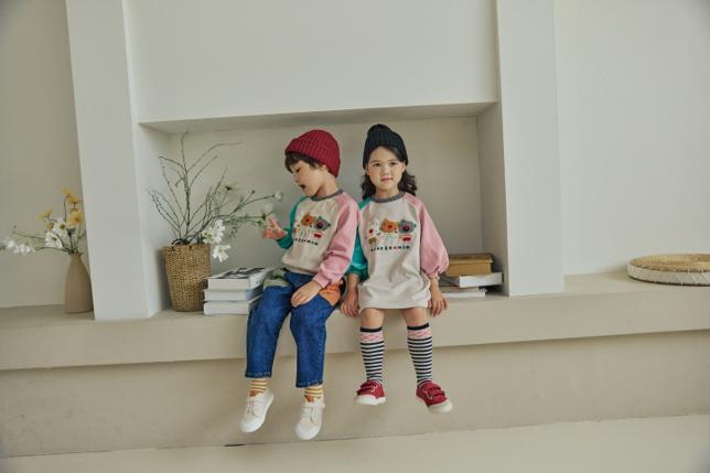 Orange Mom - Korean Children Fashion - #fashionkids - Buckle Animal Raglan Tee - 4