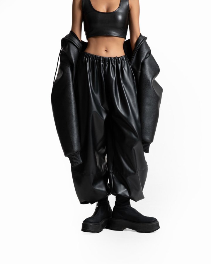 Paper Moon - Korean Women Fashion - #pursuepretty - Vegan Volume Jogger Pants - 5
