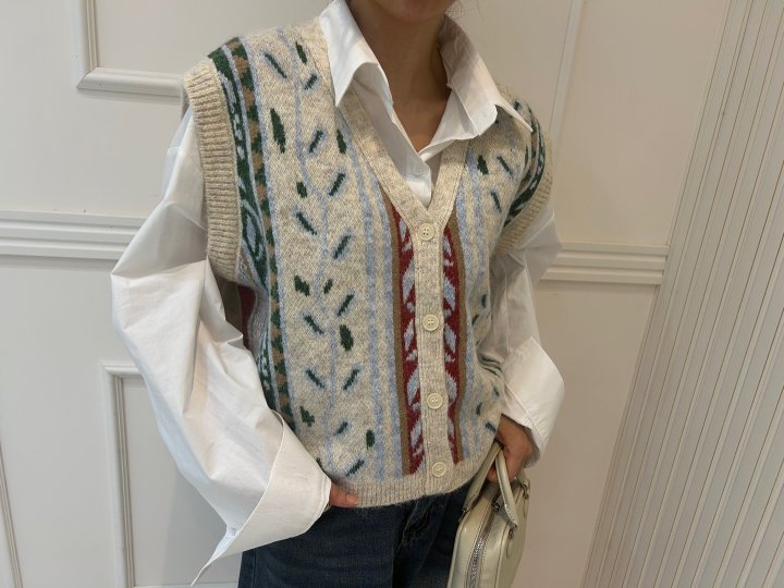 Pearls room - Korean Women Fashion - #momslook - Solid Vest - 8