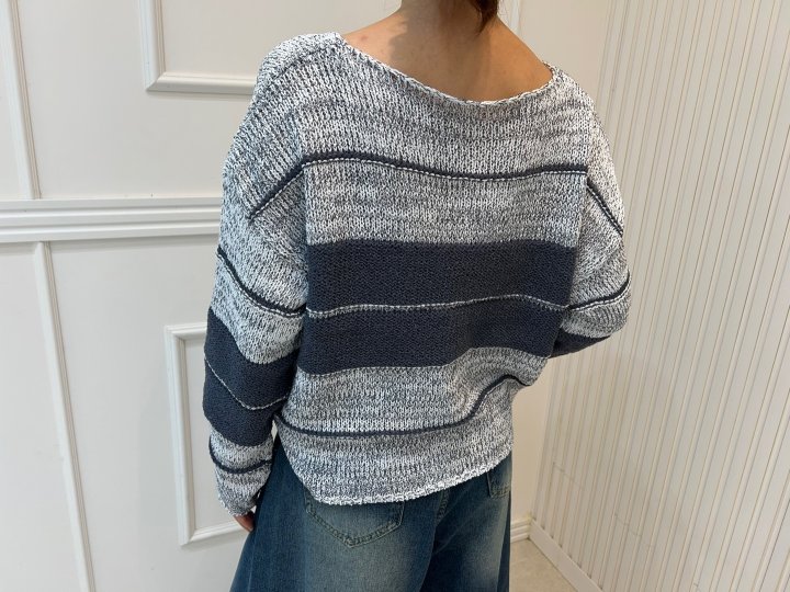 Pearls room - Korean Women Fashion - #womensfashion - Round Stripe Knit Pullover - 5
