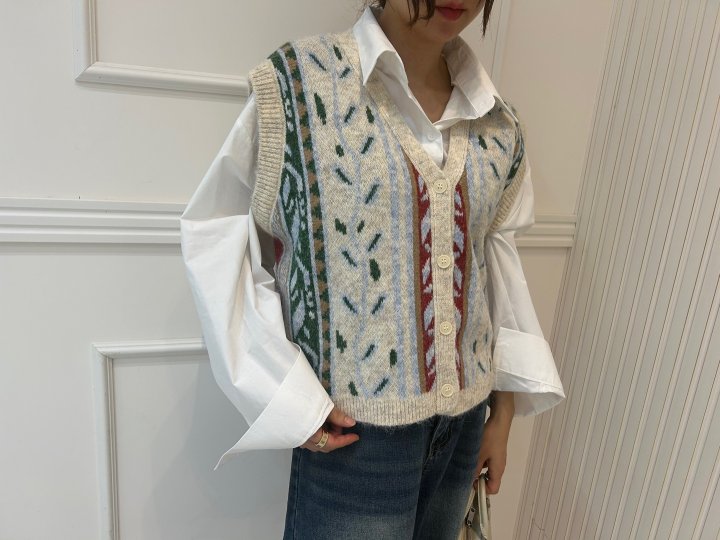 Pearls room - Korean Women Fashion - #womensfashion - Solid Vest - 7