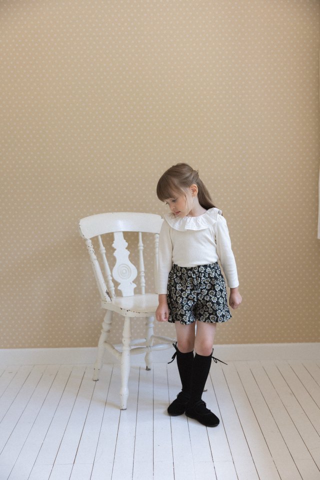 Perrobebe - Korean Children Fashion - #stylishchildhood - Hannah Pintuck Frill Tee - 10