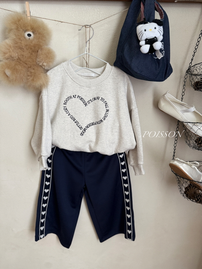 Poisson - Korean Children Fashion - #Kfashion4kids - Heart Embroidery Sweatshirt - 3