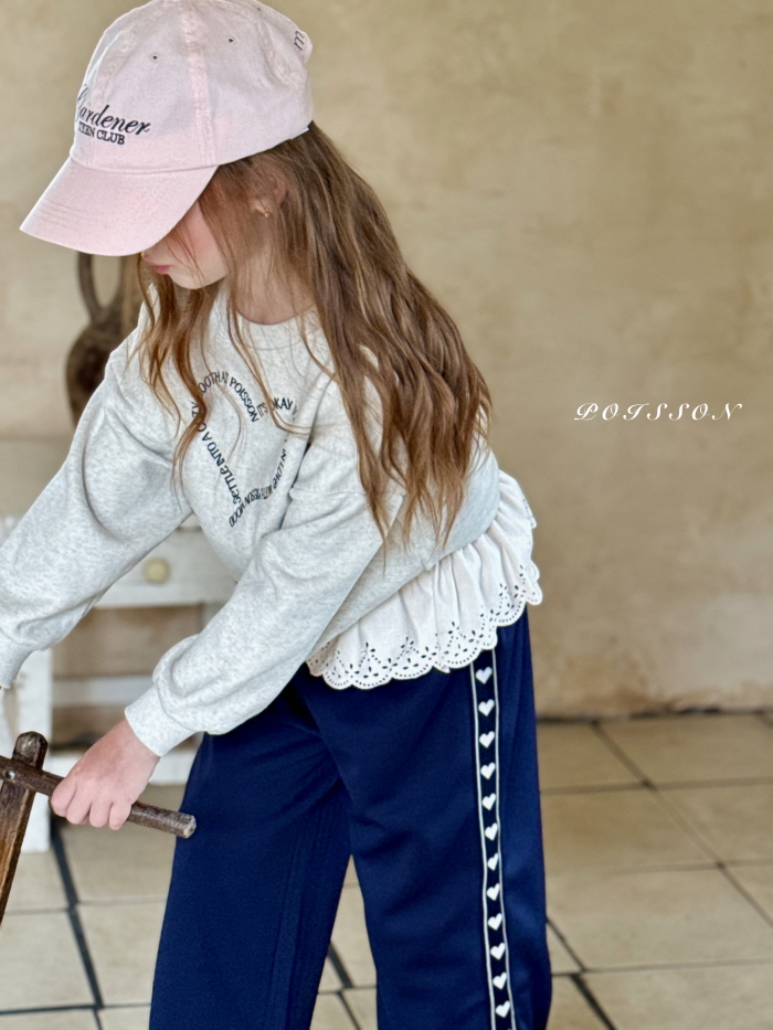 Poisson - Korean Children Fashion - #minifashionista - Heart Embroidery Sweatshirt - 6
