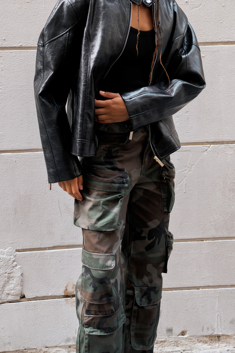 Project Wave - Korean Women Fashion - #momslook - Camoflage Multi Pocket Pants - 4