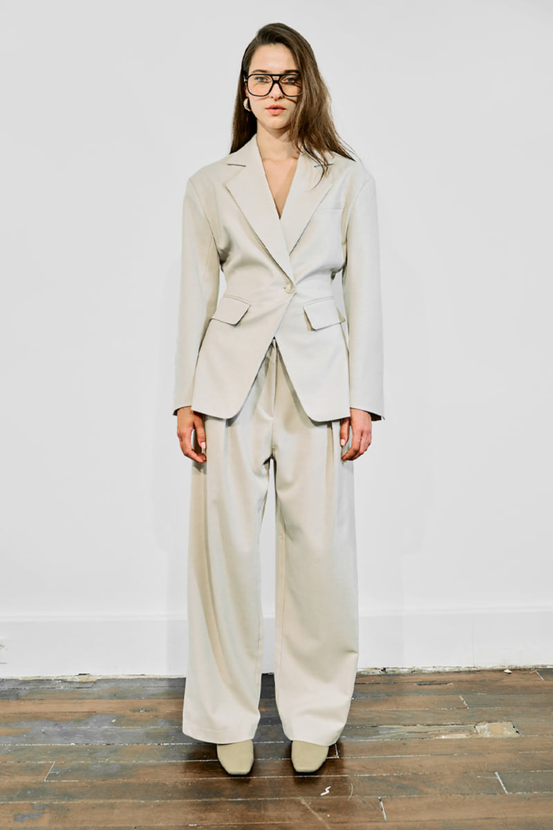 Project Wave - Korean Women Fashion - #womensfashion - Pale Two Tuck Wool Trouser - 2