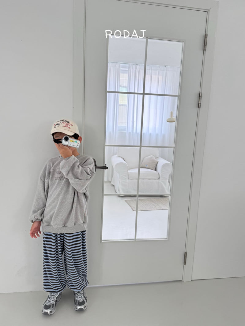 Roda J - Korean Children Fashion - #fashionkids - Here Sweatshirt - 12