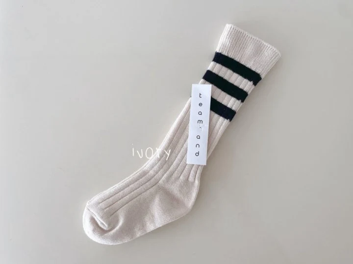 Teamand - Korean Children Fashion - #kidsshorts - Three-Line Ribbed Knee Socks