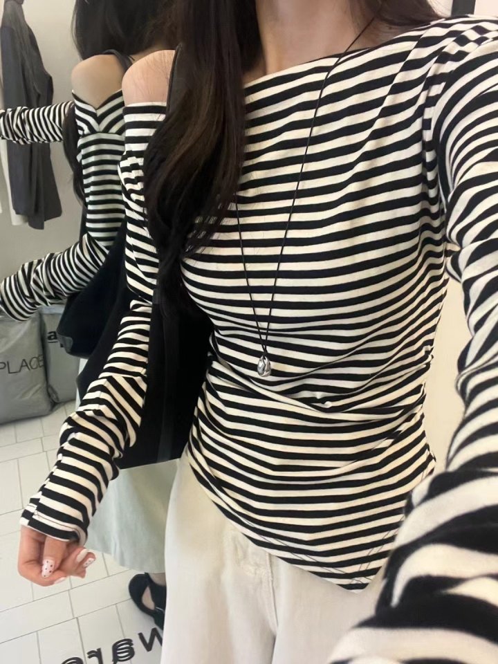 There By - Korean Women Fashion - #momslook - Nell Stripe Tee - 3