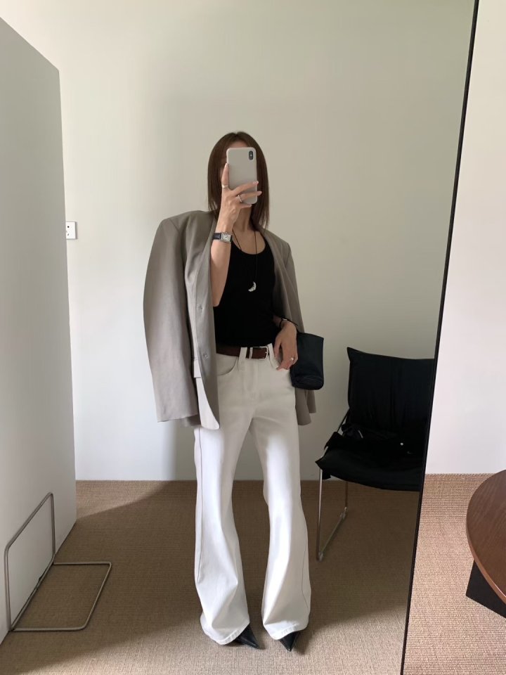 There By - Korean Women Fashion - #vintageinspired - 997 Bootscut Denim Pants - 11