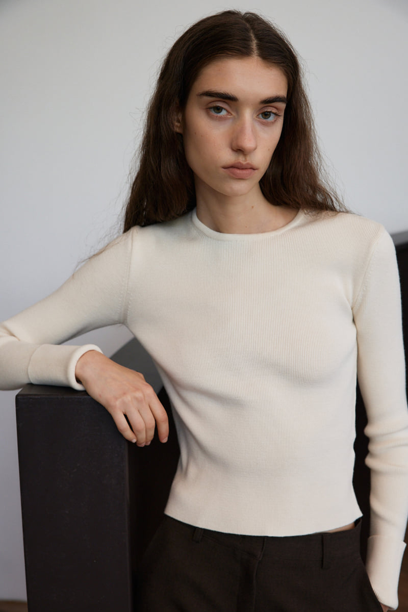 Understanding - Korean Women Fashion - #momslook - Roll-up Soft Round Knitwear - 2
