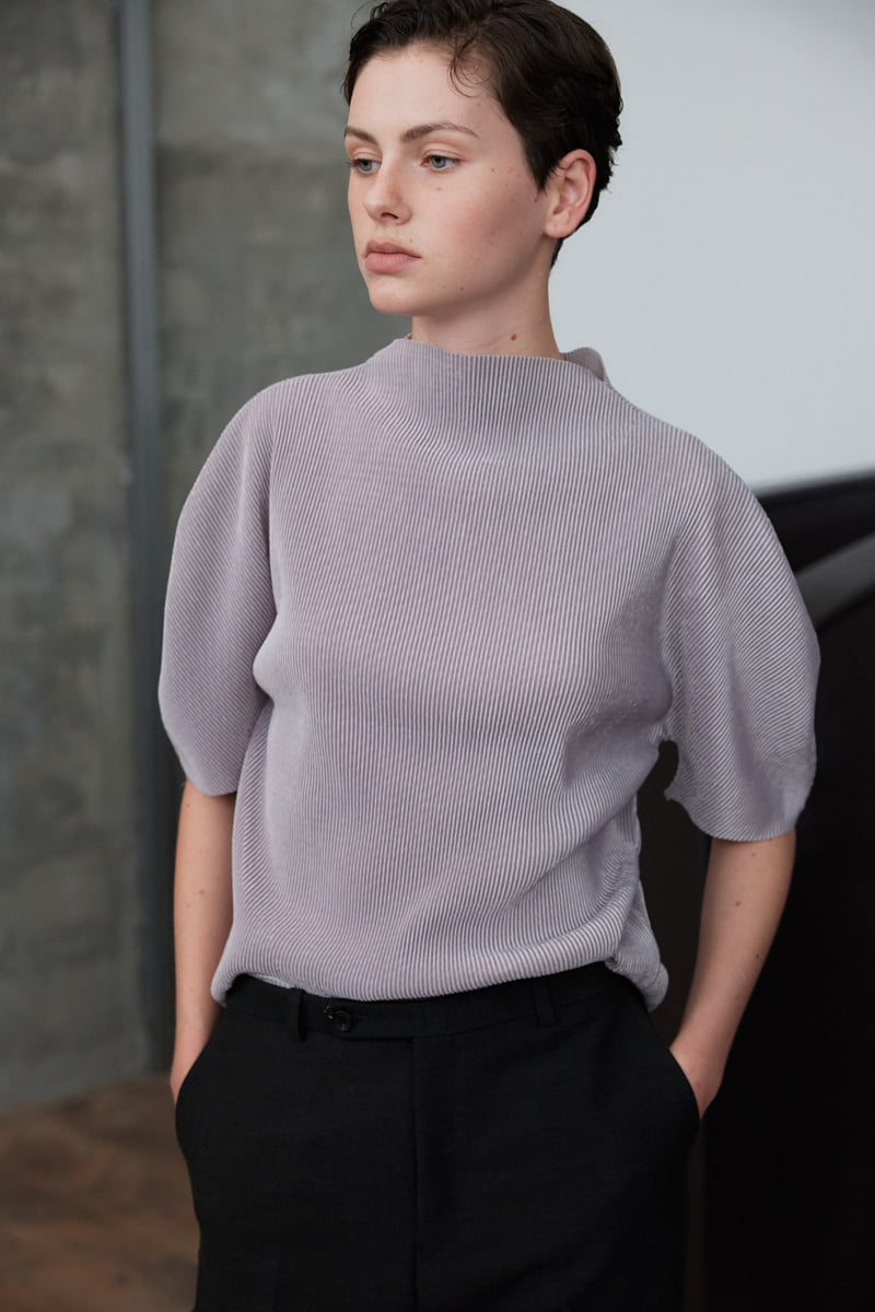 Understanding - Korean Women Fashion - #vintageinspired - Volume Bell Pleats Blouse - 3