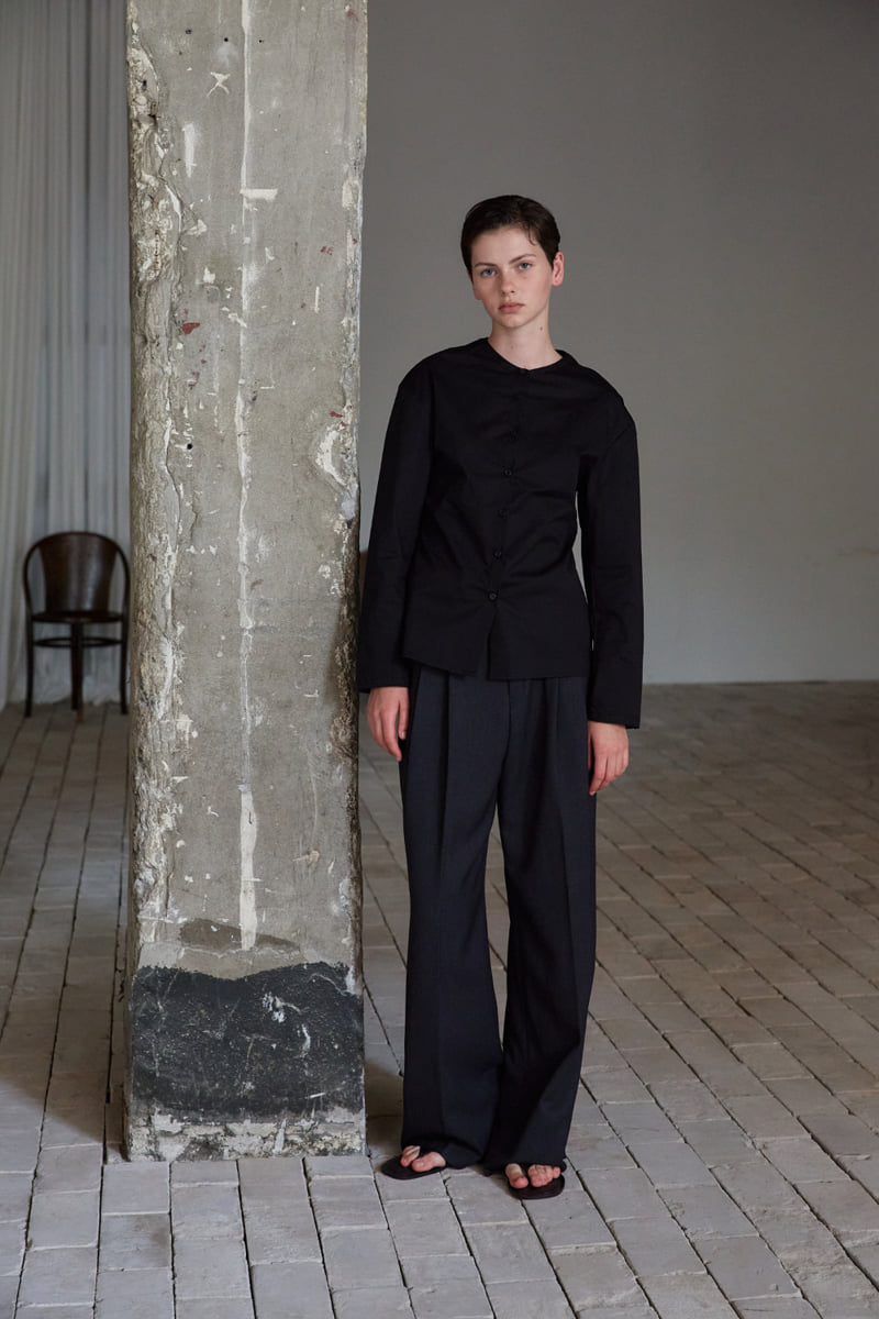 Understanding - Korean Women Fashion - #vintagekidsstyle - Henry Neck Slit Shirt - 2