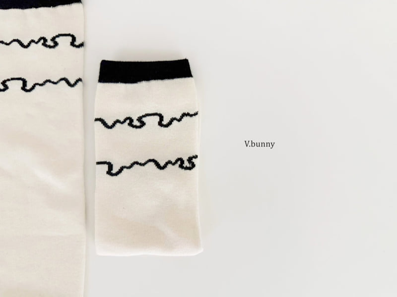 V Bunny - Korean Children Fashion - #toddlerclothing - Dot Wave Socks Set - 7