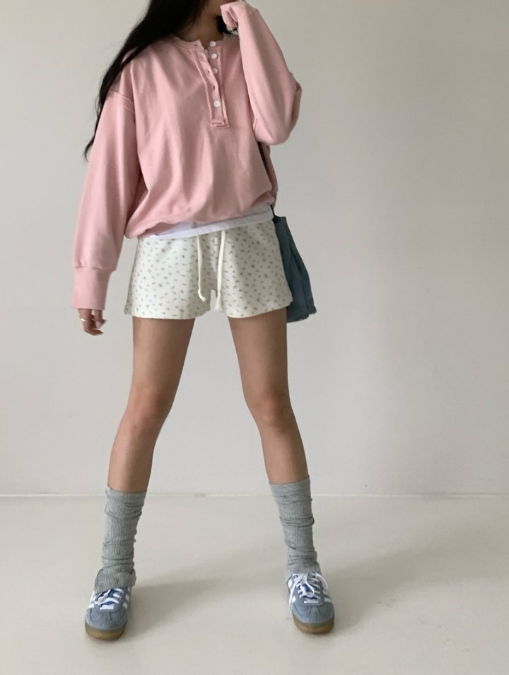 Via - Korean Women Fashion - #momslook - Flower Short Pants - 5