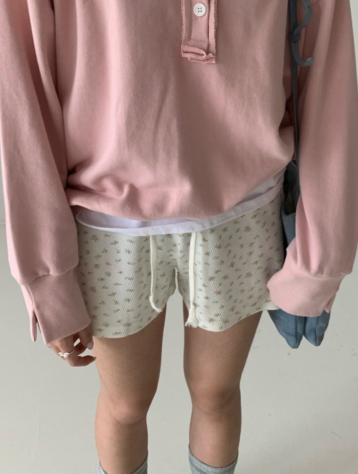 Via - Korean Women Fashion - #momslook - Flower Short Pants - 7