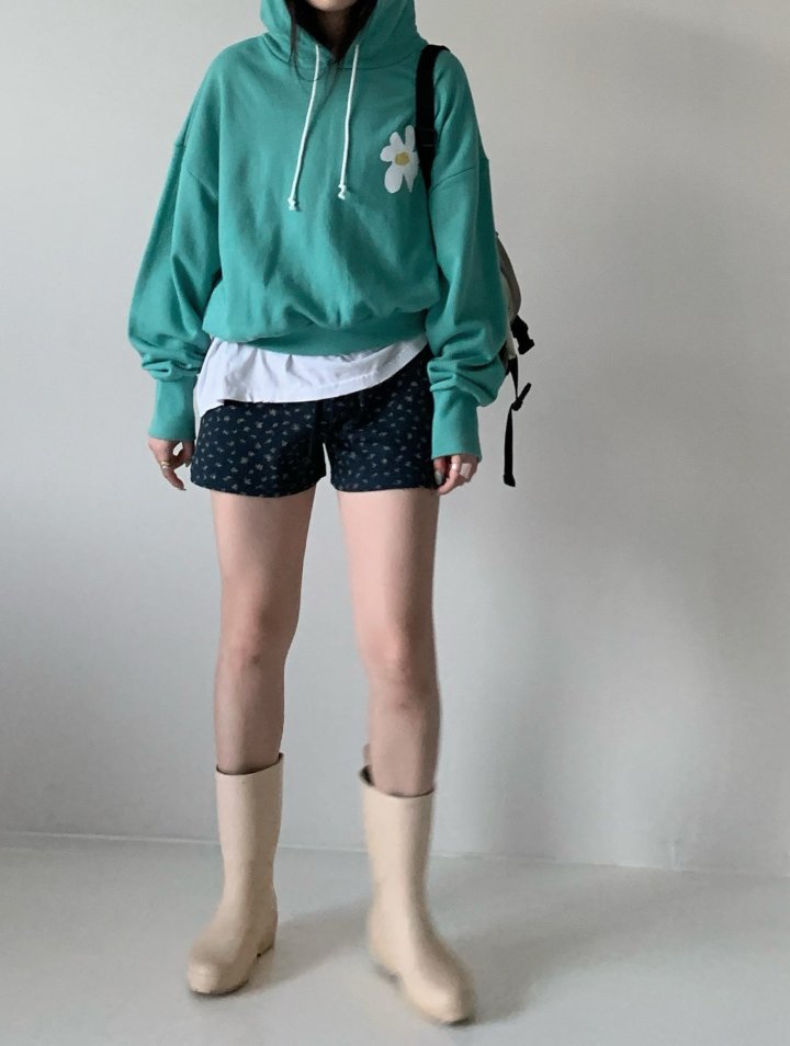 Via - Korean Women Fashion - #momslook - Flower Short Pants - 8