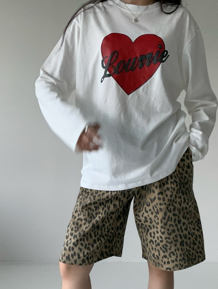 Via - Korean Women Fashion - #momslook - Lourrie Heart Tee - 2