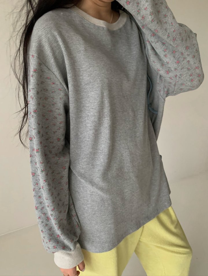 Via - Korean Women Fashion - #momslook - Flower Solo Tee - 8