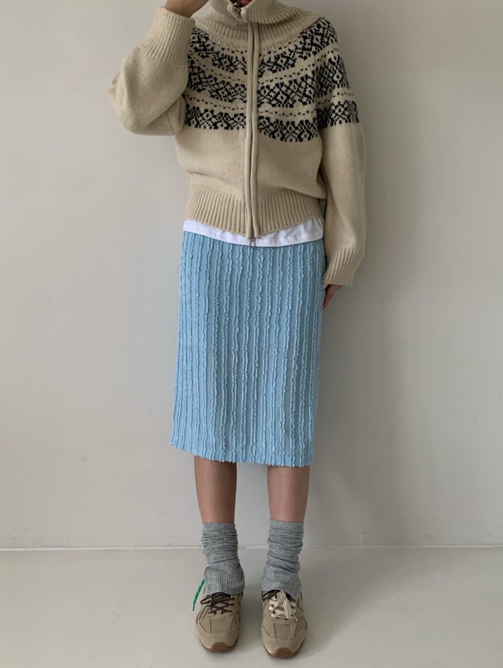 Via - Korean Women Fashion - #momslook - Snow Flower Zip-up Knit Cardigan