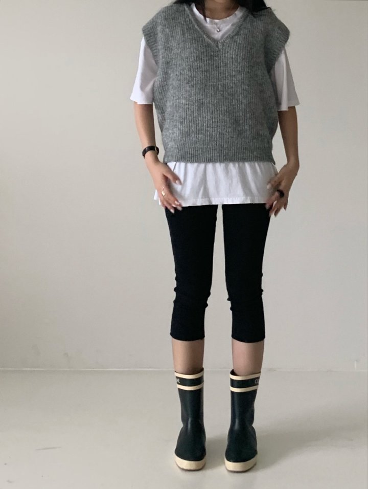 Via - Korean Women Fashion - #momslook - Midi Leggings - 10